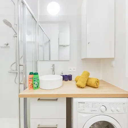 Lejlighed And Cozy 2 Min From Paris Clichy